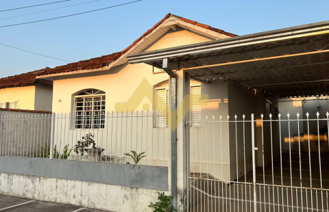 Casa à Venda – Bairro CENTRO – Avaré/SP.