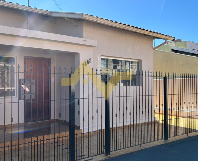 Casa para Alugar – Bairro CENTRO – Avaré/SP.